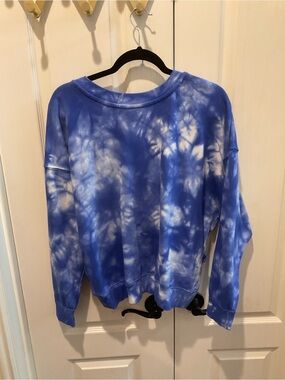 JoyLab Blue and White Tie-Dye Crewneck Sweatshirt